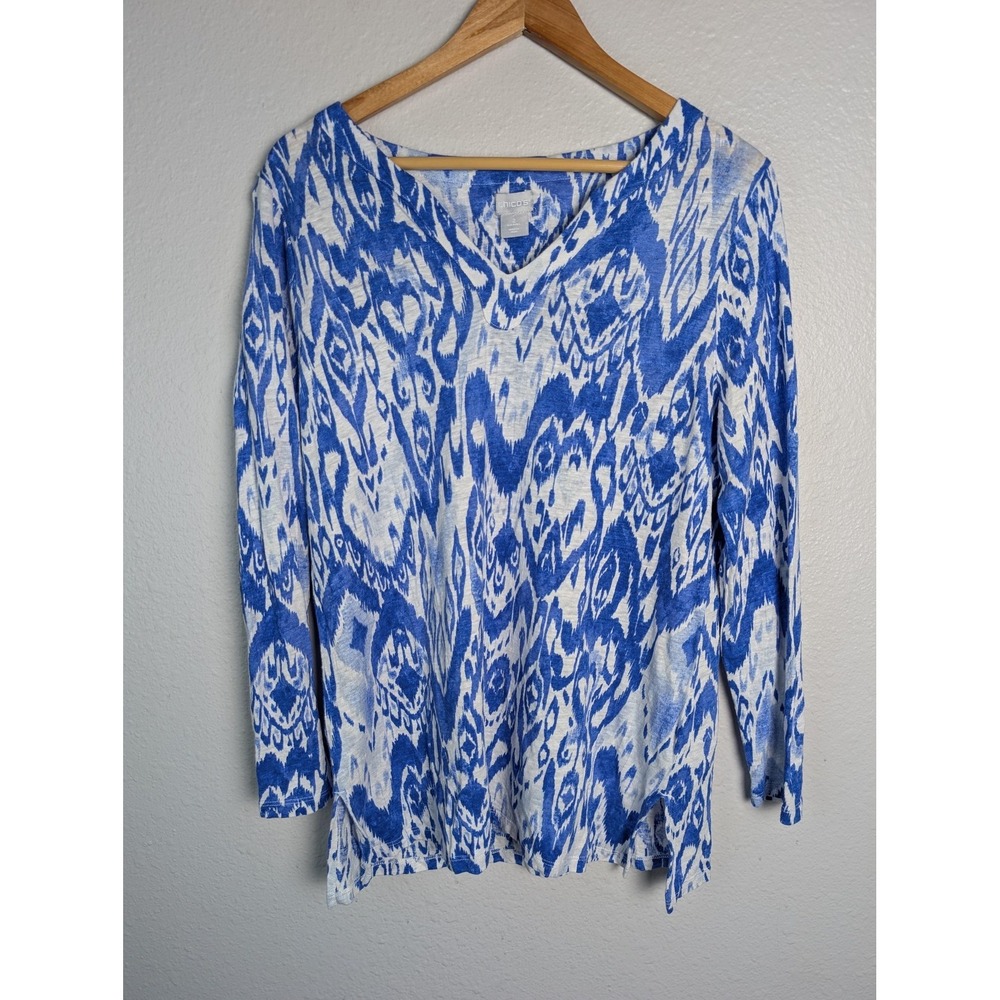 NWOT Chico's Tunic Blouse Womens L Blue Geometric V-Neck Long Sleeve Lightweight - Picture 1 of 7